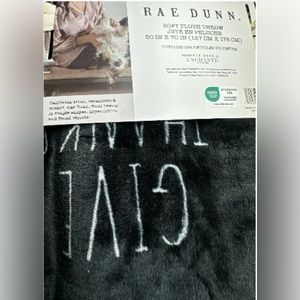 Brand New With Tags Rae Dunn Soft Plush Fur 50x70 blanket
